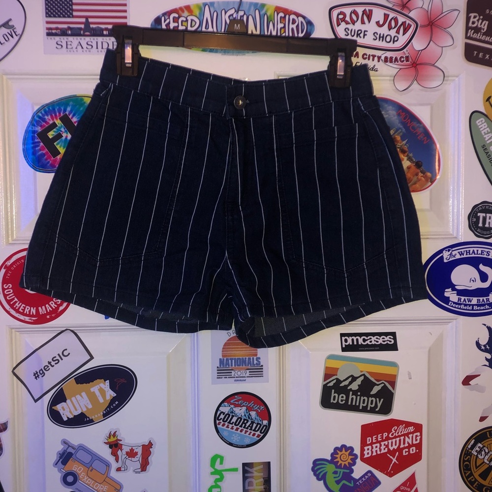 HIGH RISE, STRIPED JEAN SHORTS!!🔥🔥
